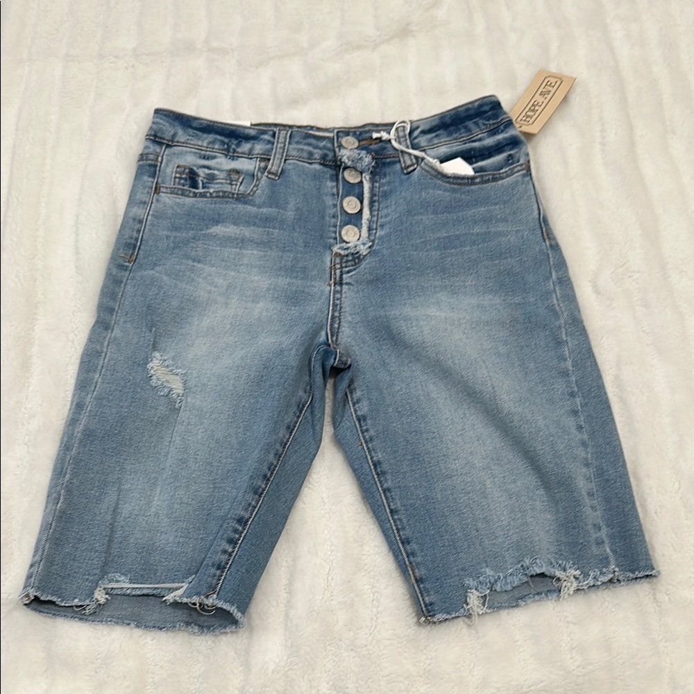 🌴 NWT Klique B By Flying Monkey High Rise Bermuda Shorts